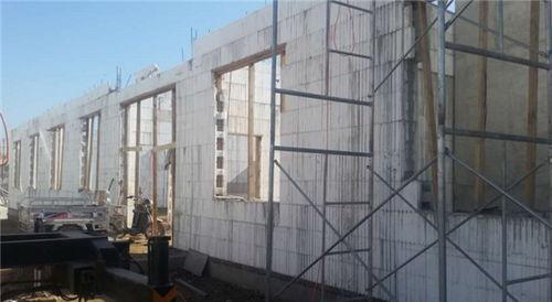 選購新(xin)型節(jie)能(neng)環(huan)保(bao)建材，開(kai)啟(qi)健康舒適家居新(xin)篇章(zhang)